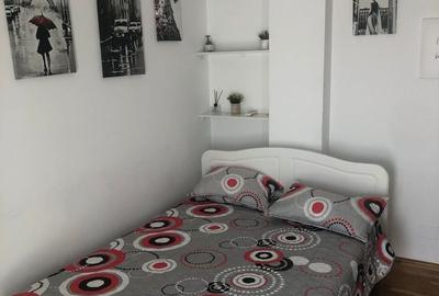 Apartament cu 3 camere semidecomandat în Central - 11