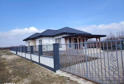 Casă cu 4 camere cu Teren 484 Mp în Crevedia - 3