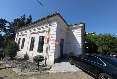 Casă individuală cu 16 camere cu Canalizare în Copou - 1