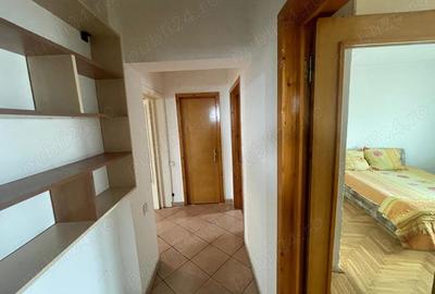 Apartament cu 3 camere în Central - 3