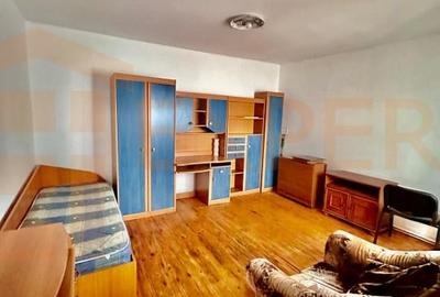 Casa situata in zona Delfinariu