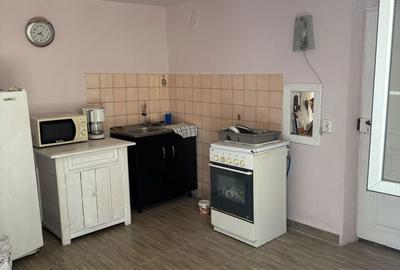 Casă cu 4 camere în Dobrotești - 4