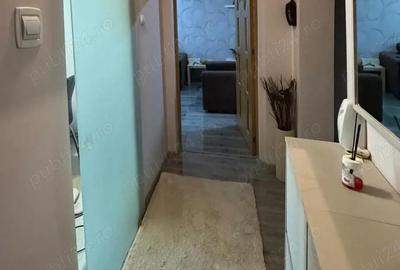 Apartament cu 3 camere decomandat în Central - 2