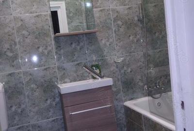 Ultracentral, 2 camere decomandate, Et. 1, Scara inchisa, Recent renovat exterior, Intrare auto - 2