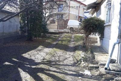 Teren de 1371 mp, în Ultracentral - 5