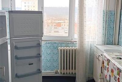 Apartament cu 3 camere decomandat, mobilat în Alexandru cel Bun - 10