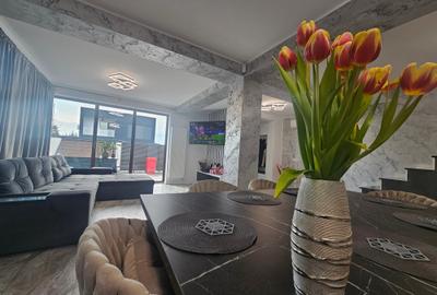 Casă cu 4 camere cu Canalizare în Exterior Nord - 2