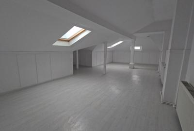 Casă individuală cu 9 camere cu Teren 215 Mp în Eminescu - 20