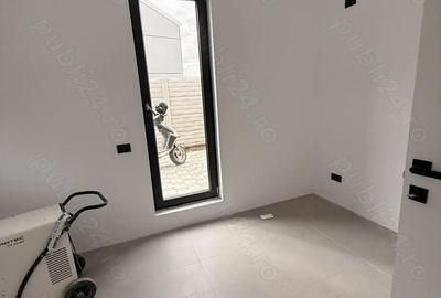 Casa 5 camere 190 mp 400 mp teren circuit inchis Bragadiru - 1