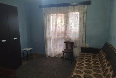 Apartament cu 4 camere decomandat în Central - 4