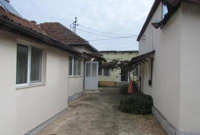 Vand casa compusa din 3 cladiri amenajate mobilate Deva Cristur - 7