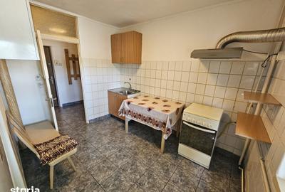 Apartament cu 2 camere decomandat în 13 Septembrie - 8