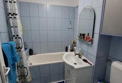 Apartament cu 4 camere decomandat în Govândari - 4