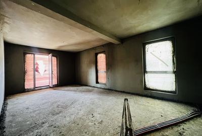 Apartament cu 3 camere decomandat în Dumbrăvița