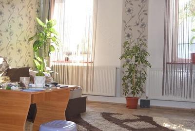 Apartament cu 3 camere semidecomandat în Central - 7