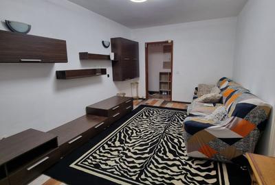 Apartament cu 3 camere semidecomandat, mobilat în Giurgiului - 1