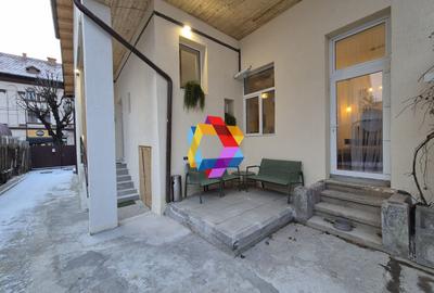 Spațiu comercial, de 225 mp, în 15 Noiembrie - 21