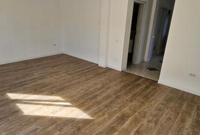 Vila 4 camere si mansarda,str GHIDIGENI,incalzir pardoseala,comision 0 - 12