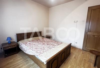 Apartament cu 4 camere decomandat, mobilat în Vasile Aaron - 4