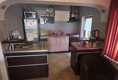 Duplex cu 4 camere cu Canalizare în Central - 11