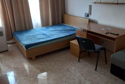 Garsonieră semidecomandată în Central