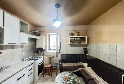 Apartament cu 4 camere decomandat în Central - 3