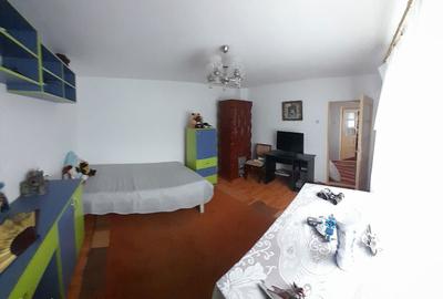 Casă cu 6 camere cu Teren 1760 Mp în Măldăeni - 14
