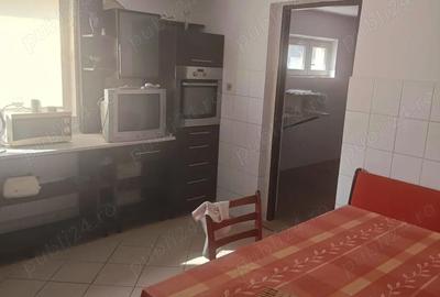 Casă cu Teren 4000 Mp în Central - 9