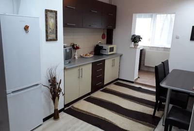 Apartament cu 2 camere decomandat în Central - 2