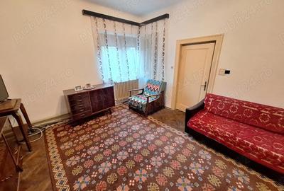 Casă cu 3 camere în Central - 6