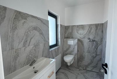 Duplex cu 4 camere cu Canalizare în Moșnița Nouă - 12