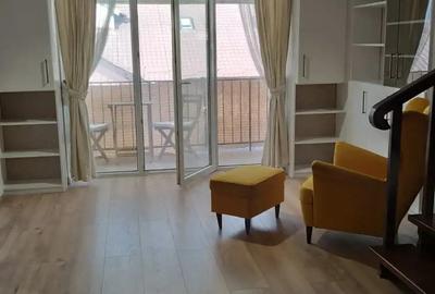 Proprietar inchiriez apartament 3 camere ?trand II - 7