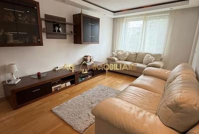 Apartament cu 3 camere în Crângași