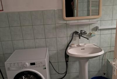 Casă cu 6 camere cu Teren 300 Mp în Central