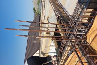 Casă cu 4 camere cu Teren 240 Mp în Lumina