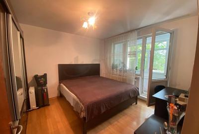 Apartament 3 camere decomandat Berceni - 1