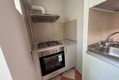 Apartament cu 3 camere decomandat, mobilat în 1 Mai - 9
