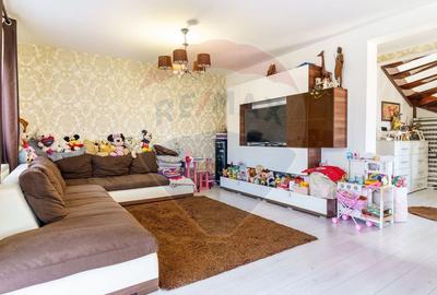 Casă cu 4 camere cu Teren 800 Mp în Făget - 6