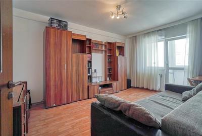 Apartament cu 3 camere decomandat, mobilat în Astra