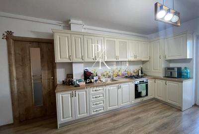 Apartament de vanzare 2 camere decomandat zona Florilor! - 2