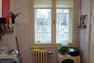 Apartament cu 3 camere decomandat în Girocului - 2