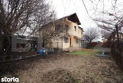 Casă cu 3 camere cu Teren 1783 Mp în Central - 11