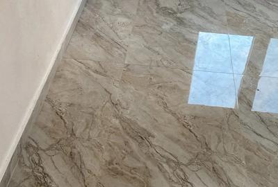 Casă cu 4 camere cu Teren 1000 Mp în Central - 5