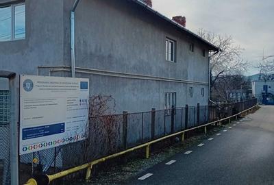 Casă cu 4 camere în Central - 2