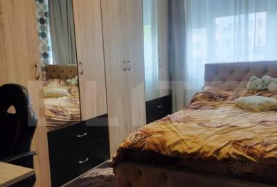 Apartament de vanzare, cu 2 camere, spa?ios ?i complet ren - 6