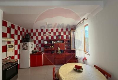 Pensiune cu 23 camere de vanzare in Mamaia Sat - 4