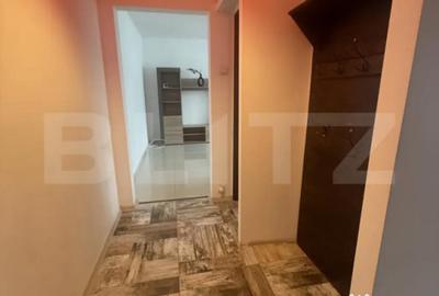 Apartament cu 2 camere semidecomandat în Micro 6 - 2
