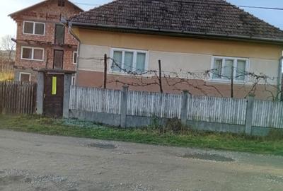 Casă cu 7 camere cu Teren 1398 Mp în Unirii - 2