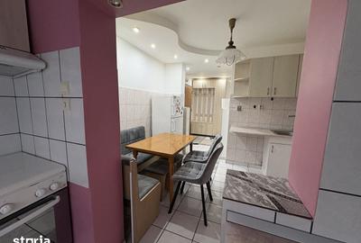 Apartament cu 3 camere decomandat în Nufărul - 8