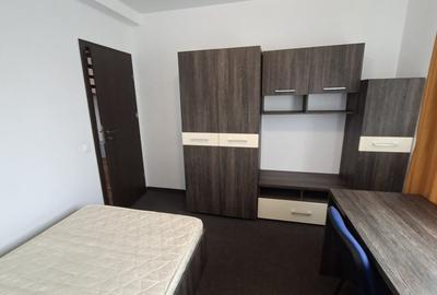 De inchiriat ap. 4 camere, Tg. Mures, 7 Noiembrie, Zona UMF - 3